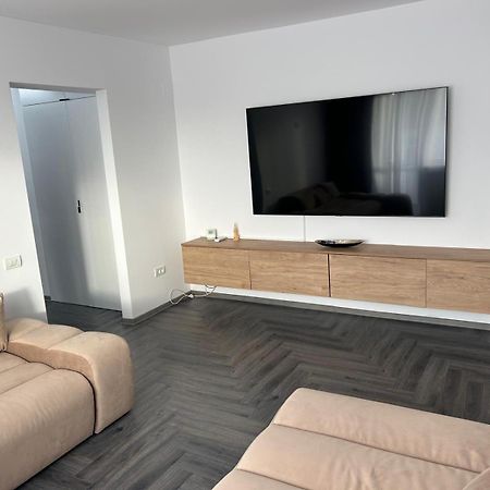 Elit Apartment Craiova Dış mekan fotoğraf