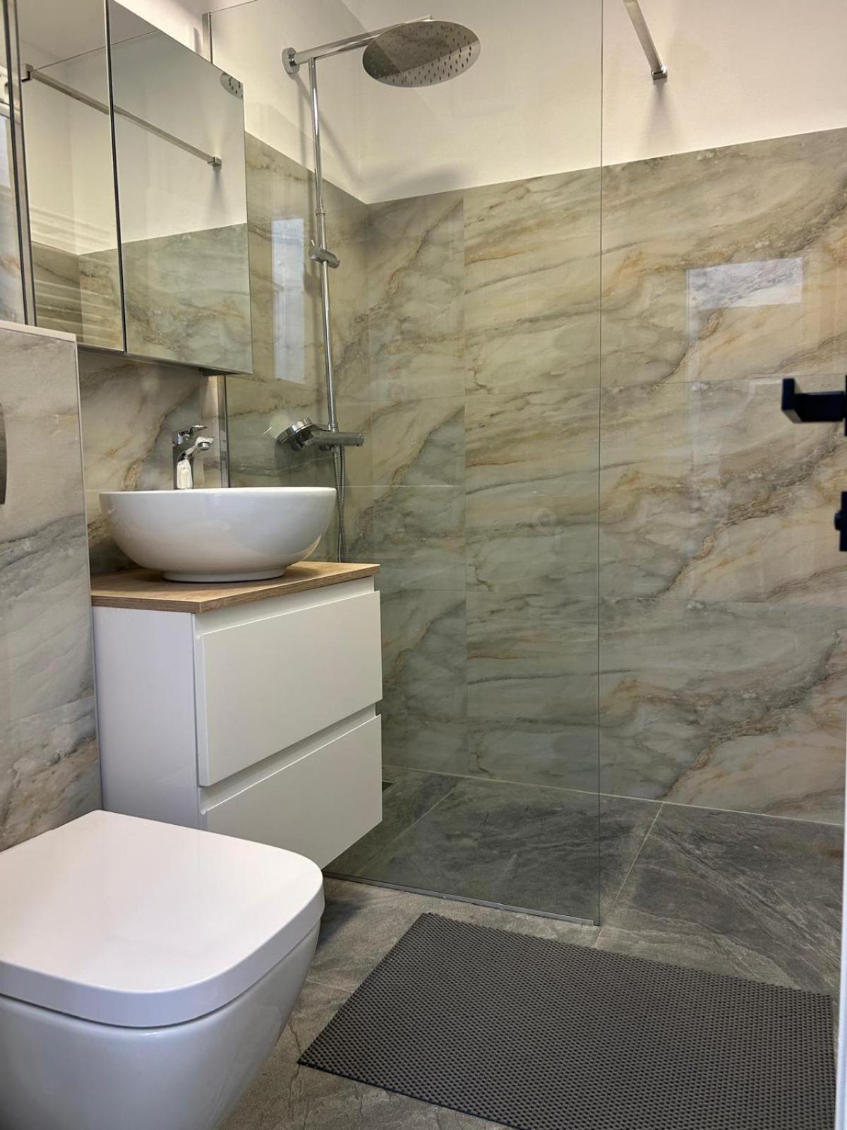 Elit Apartment Craiova Dış mekan fotoğraf